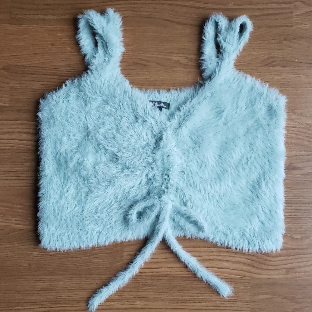 Wild Fable Fuzzy Mint Green Faux Fur Ruched Crop Top Women's Size Medium - Picture 6 of 12